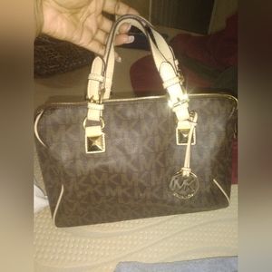 M.kors purse